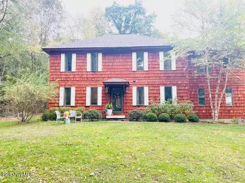 188 Hillsdale Rd, Egremont, MA 01230