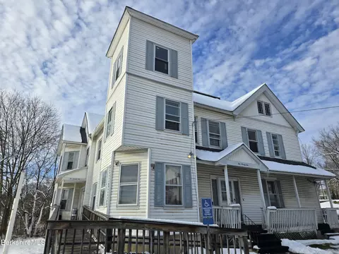 292 West St, Pittsfield, MA 01201