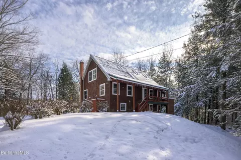 1335 Swamp Rd, Richmond, MA 01254
