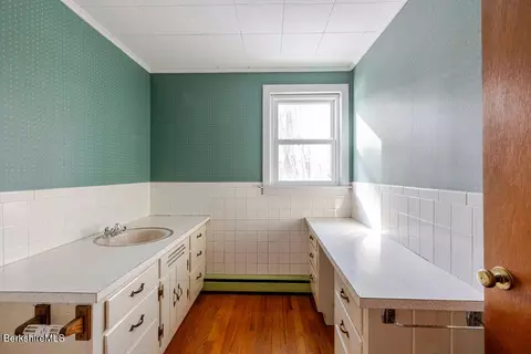 470 Main Rd, Monterey, MA 01245 photo 32