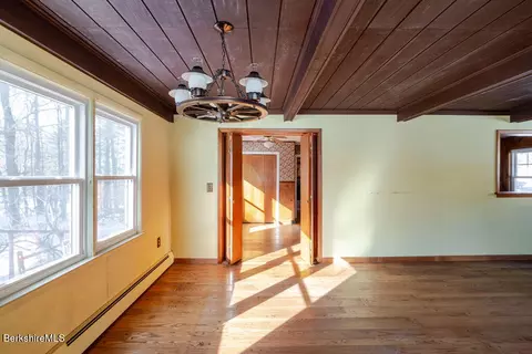 470 Main Rd, Monterey, MA 01245 photo 23