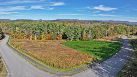lot42 Old Farm Ln, Pittsfield, MA 01201