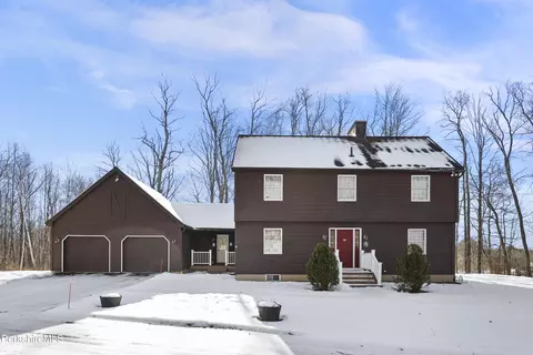 132 Outlook Ave, Cheshire, MA 01225