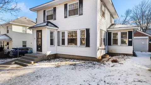 121 Edward Ave, Pittsfield, MA 01201