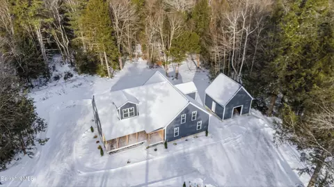 13 Haskell Rd, Peru, MA 01235