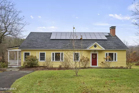 177 Thornliebank Rd, Williamstown, MA 01267
