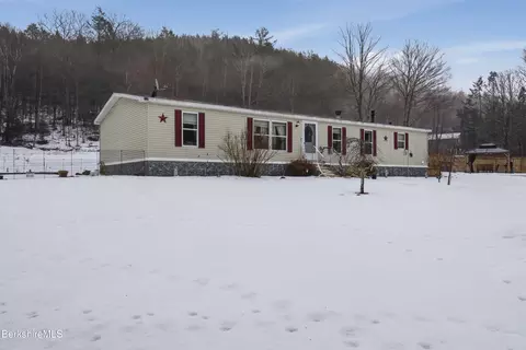143 E Buckland Rd, Shelburne, MA 01370
