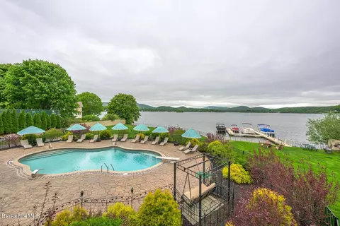 140 Hancock Rd, Pittsfield, MA 01201