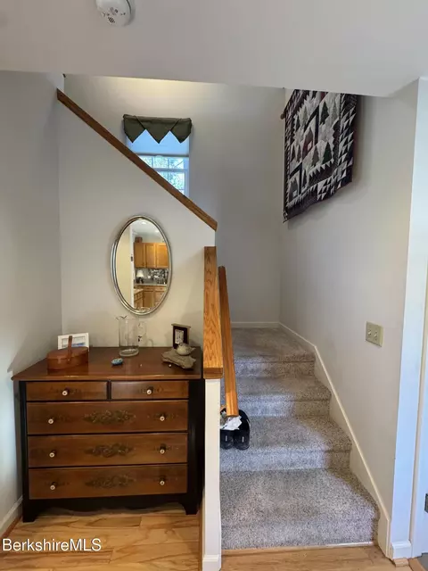 Entry Way - 9063 Mountainside Dr, Hancock, MA 01237 photo 3 of 8