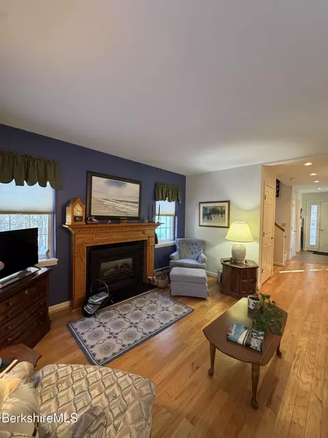 Living - 9063 Mountainside Dr, Hancock, MA 01237 photo 2 of 5