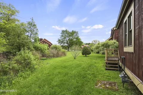 Exterior - 34 Thistle Path, Williamstown, MA 01267 photo 9 of 10