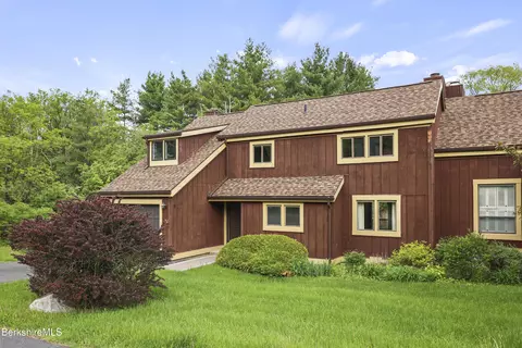 Exterior - 34 Thistle Path, Williamstown, MA 01267 photo 8 of 10