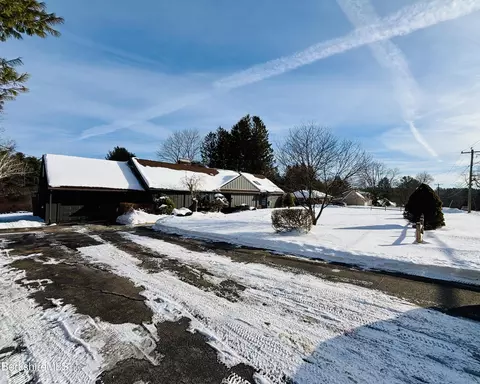 1200 West St, Pittsfield, MA 01201