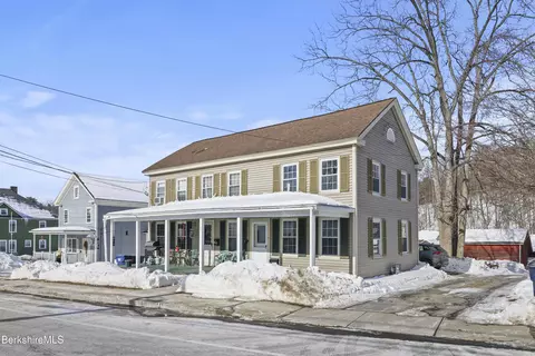 131 Center St, Lee, MA 01238