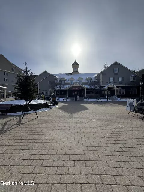 803 Crane, Hancock, MA 01237