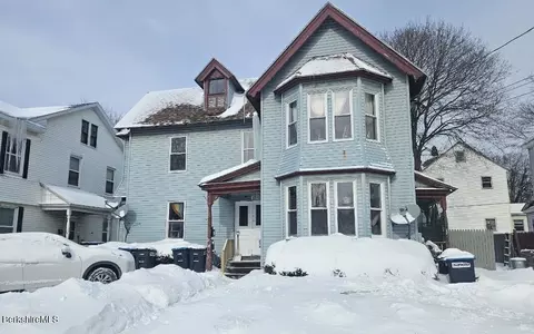 40-42 Henry Ave, Pittsfield, MA 01201
