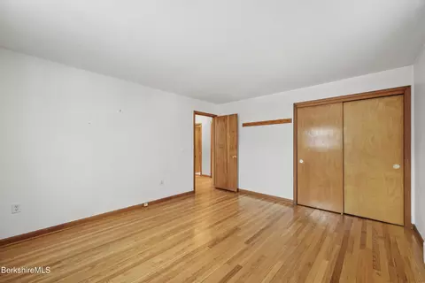 195 Churchill St, Pittsfield, MA 01201