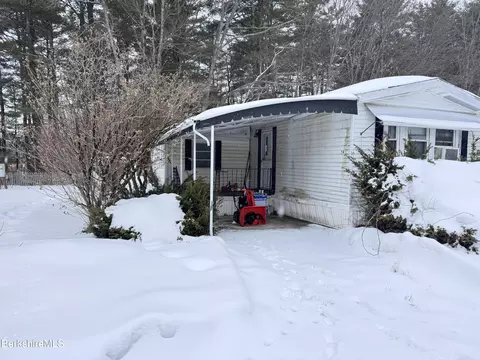 245 Cheshire Rd #54, Pittsfield, MA 01201