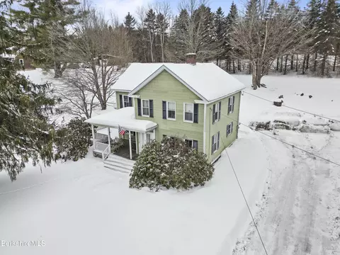 971 N State Rd, Cheshire, MA 01225