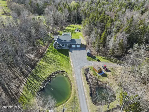 141 Griffin Hill Rd, Savoy, MA 01256