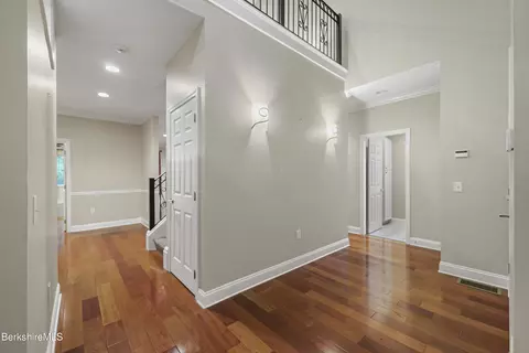 Entry Way - 2 Amy Ct, Pittsfield, MA 01201 photo 1 of 2