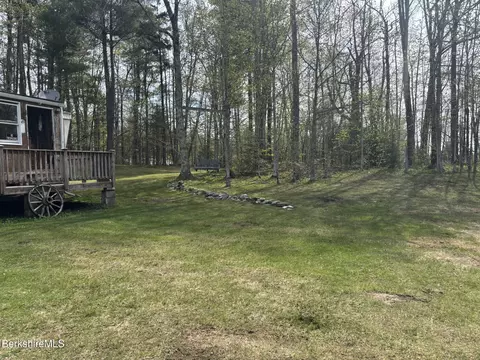 Exterior - 500 Loop Rd, Savoy, MA 01256 photo 4 of 9