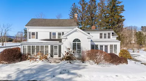 851 Lenox Rd, Richmond, MA 01254