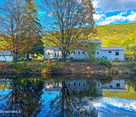 14 Roosterville Rd, Sandisfield, MA 01255