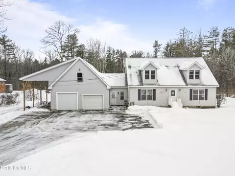 121 West Rd, Lee, MA 01238