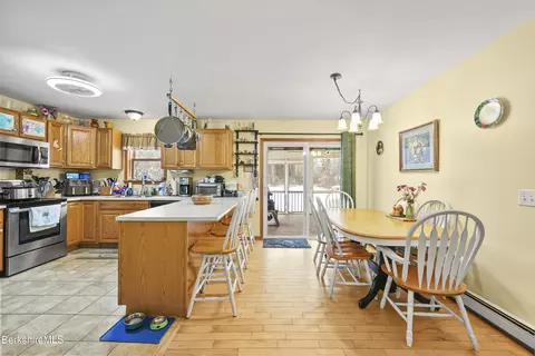Dining - 121 West Rd, Lee, MA 01238 photo 1 of 3