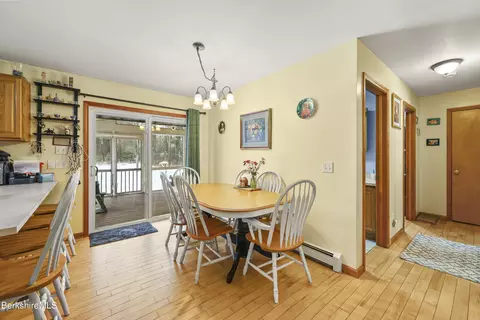 Dining - 121 West Rd, Lee, MA 01238 photo 3 of 3