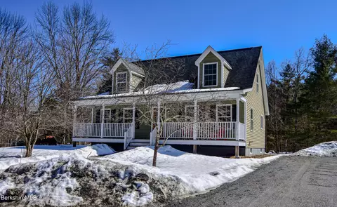 7 Silverbrook Rd, Sandisfield, MA 01255
