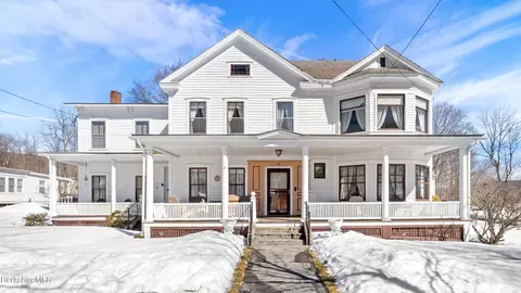 Undisclosed, Cheshire, MA 01225