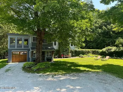 17 Cronk Rd, Monterey, MA 01245