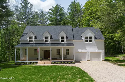 60 Parsley Ln, Sheffield, MA 01257