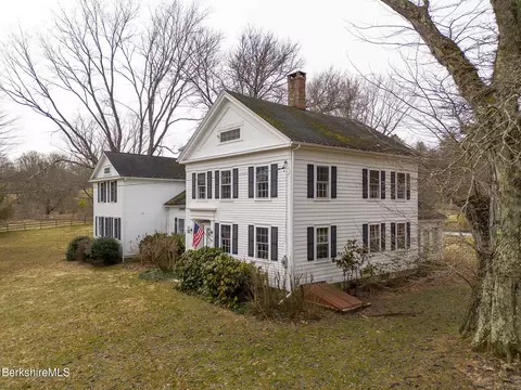 605 Cross Road To Canaan Valley Rd, New Marlborough, MA 01259