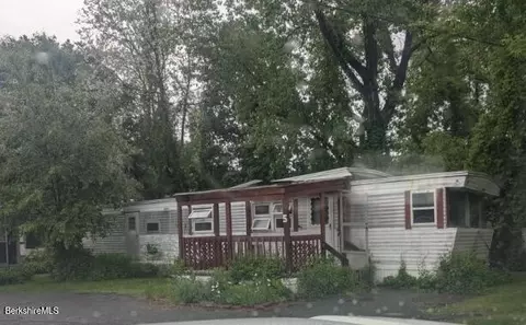 155 Water St #5, Lee, MA 01238