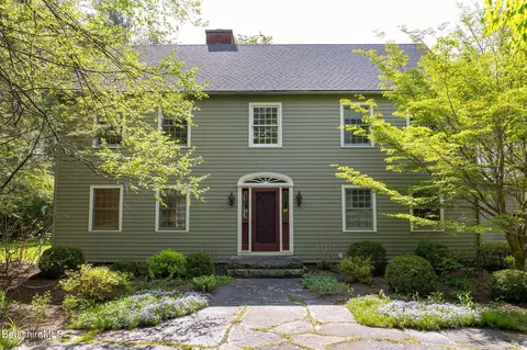 14 Old Tree Farm Rd, Stockbridge, MA 01262
