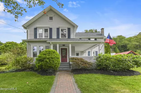 165 High St, Dalton, MA 01226