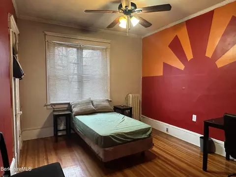 Bedroom - 165-167 Appleton Ave, Pittsfield, MA 01201 photo 7 of 7