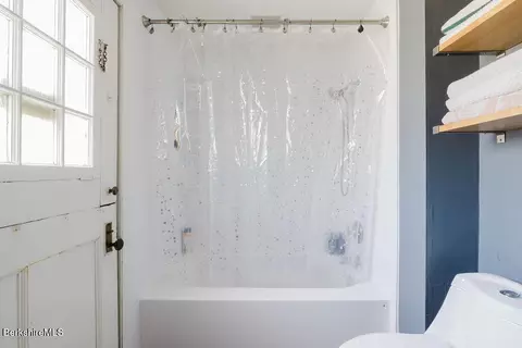 Bath - 168 Main St, Sheffield, MA 01257 photo 5 of 5