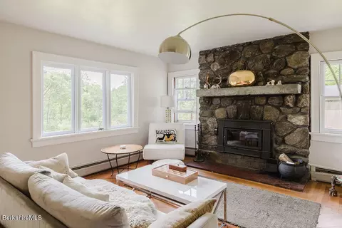 Living - 168 Main St, Sheffield, MA 01257 photo 3 of 5