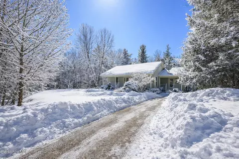 545 W Center Rd, Otis, MA 01253