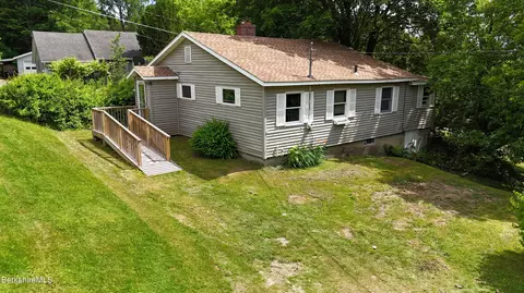 20 Profile St, Lanesborough, MA 01237