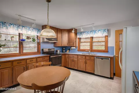 Kitchen - 193 Cold Spring Rd, Williamstown, MA 01267 photo 1 of 2
