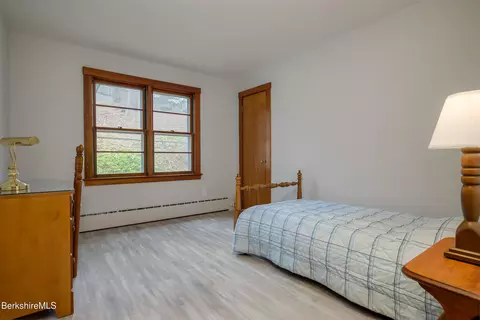 Bedroom - 193 Cold Spring Rd, Williamstown, MA 01267 photo 2 of 4