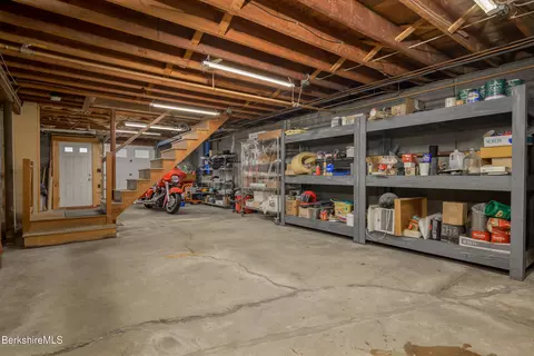 Exterior - 193 Cold Spring Rd, Williamstown, MA 01267 photo 5 of 5