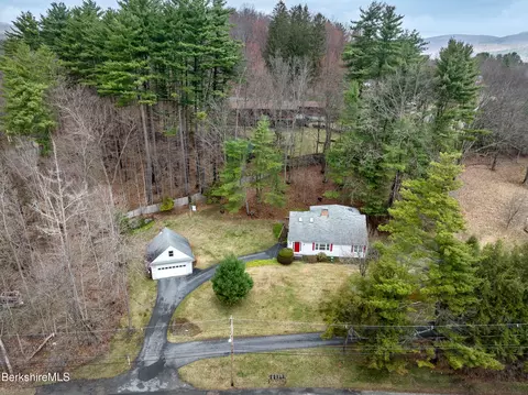 193 Cold Spring Rd, Williamstown, MA 01267