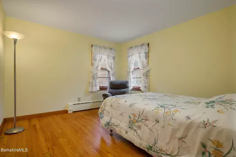 Bedroom - 193 Cold Spring Rd, Williamstown, MA 01267 photo 1 of 4