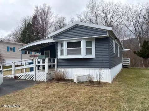 16 Aztec Dr, North Adams, MA 01247